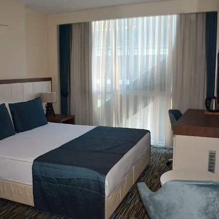 Grand Ramons Otel *